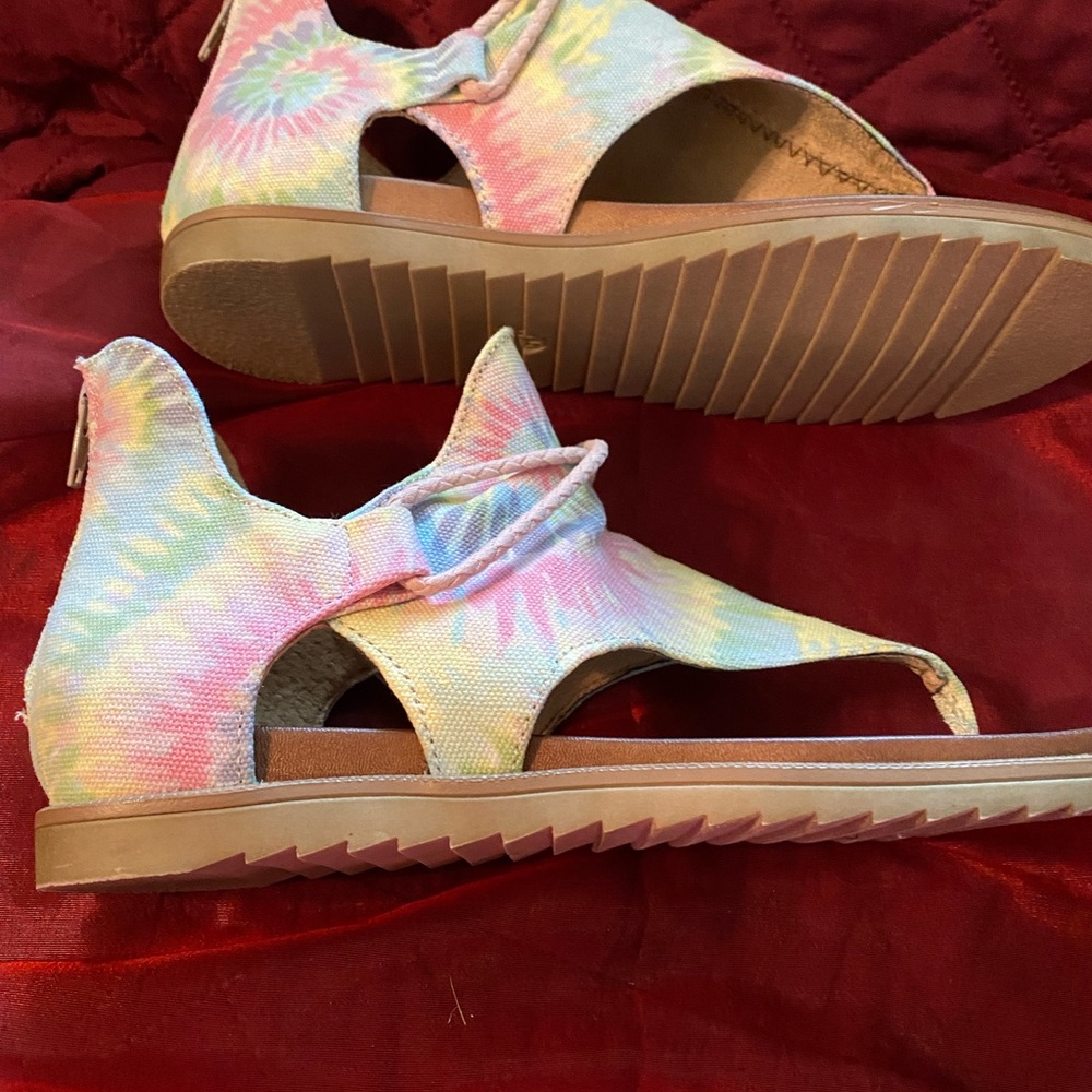 Very G Brand Ladies Dusk Hood Pastel sandals 7.5M